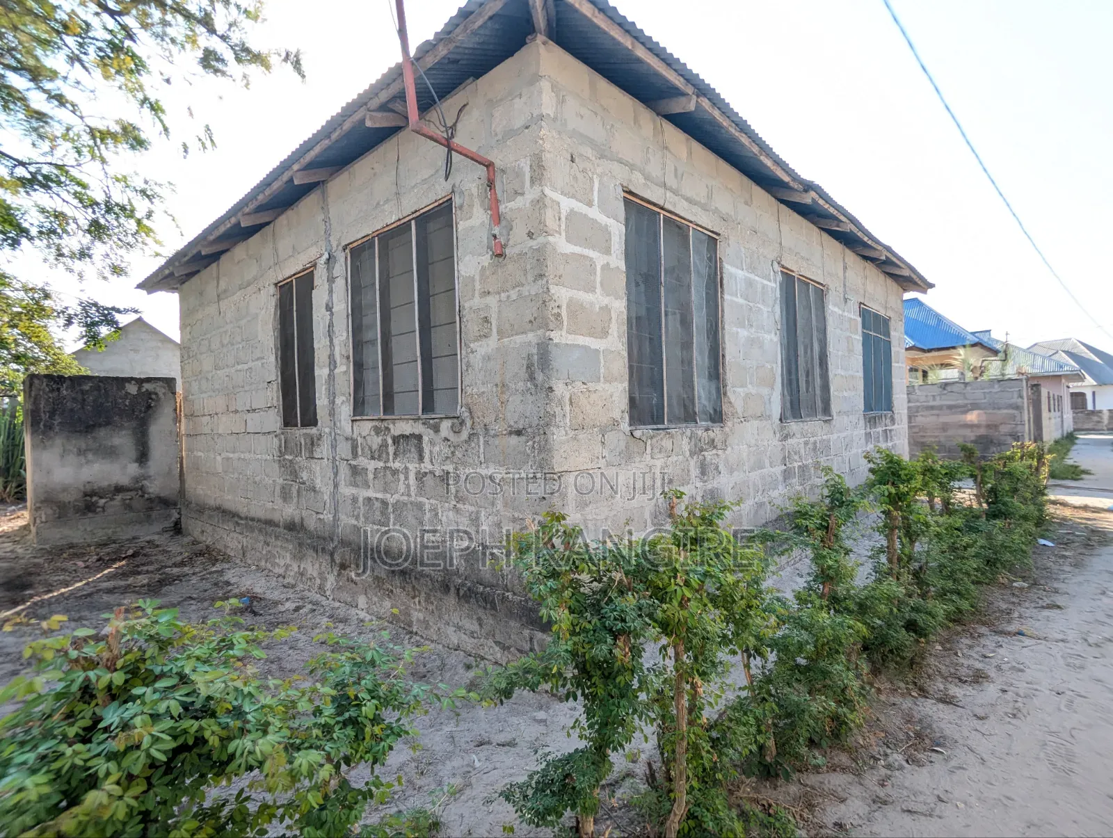 6bdrm House in Viwege Kwa Bi Mapera, Pugu for sale