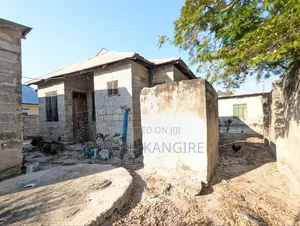 6bdrm House in Viwege Kwa Bi Mapera, Pugu for sale