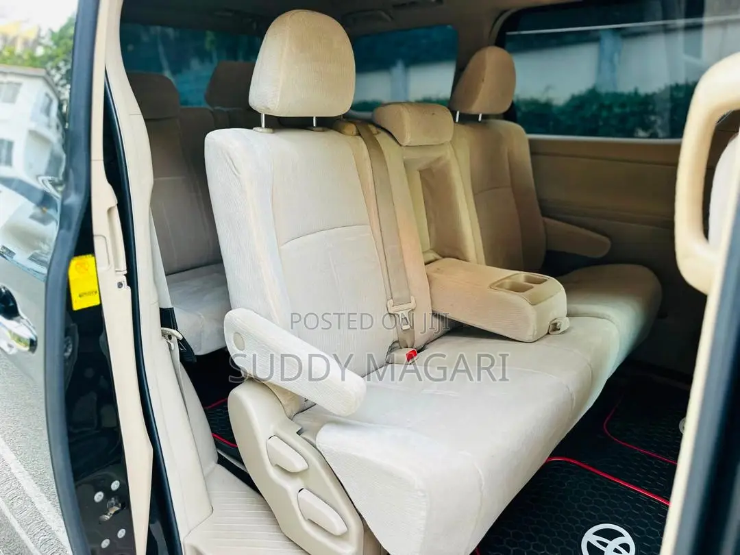 Toyota Alphard 2011 Black