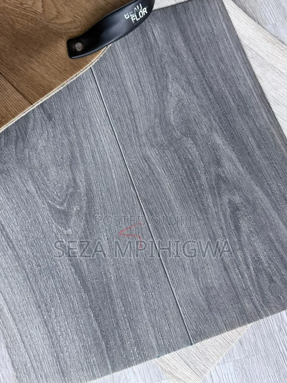 Mkeka Wa Mbao (Wood Grain PVC Flooring Roll)