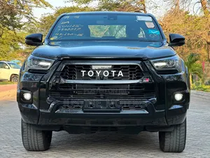 Toyota Hilux 2023 Black