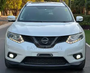 Nissan X-Trail 2.0 Petrol FWD 2015 Silver