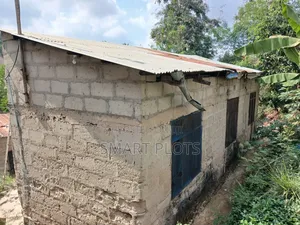 Nyumba Ya Vyumba Vitatu Yenye Umeme Na Choo Inauzwa