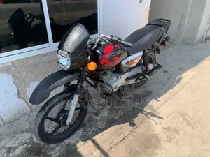 Bajaj Boxer X125 2025 Black