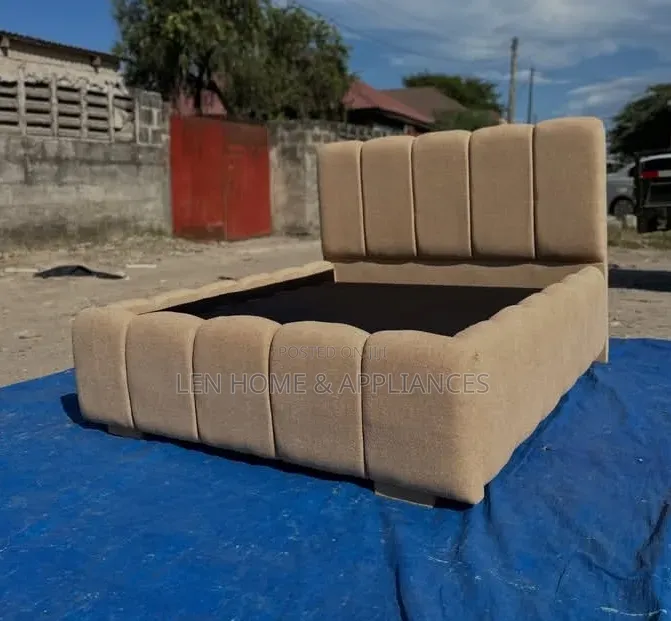 Bed Sofa High Quality 5/6 Color Brown