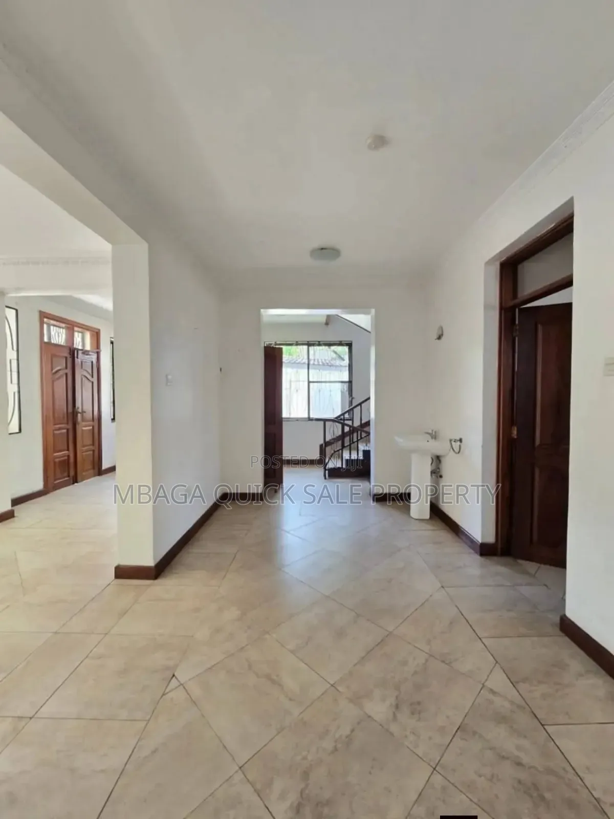 3bdrm House in Mikocheni for rent