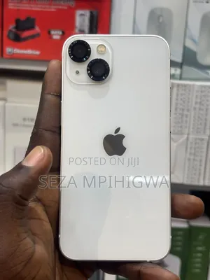 Apple iPhone 13 128 GB White