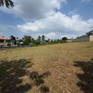 Plot Area Size SQM 1261 for Sale at Goba Center