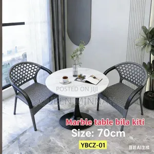 Round Mable Table With Two Chairs