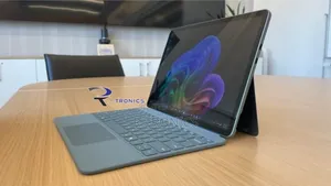 New Laptop Microsoft Surface Pro Copilot+ PC 12 16GB SSD 512GB