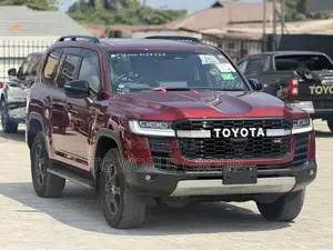 New Toyota Land Cruiser LC300 2023 Red