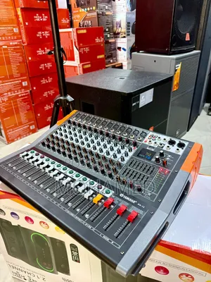  Yamaha 12 Channel Professional Mixer 