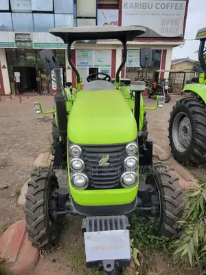 Zoomlion RK704 Tractor(70HP)