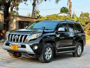 Toyota Land Cruiser Prado 2013 Black