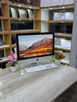 Desktop Computer Apple iMac 4GB Intel Core i5 HDD 500GB