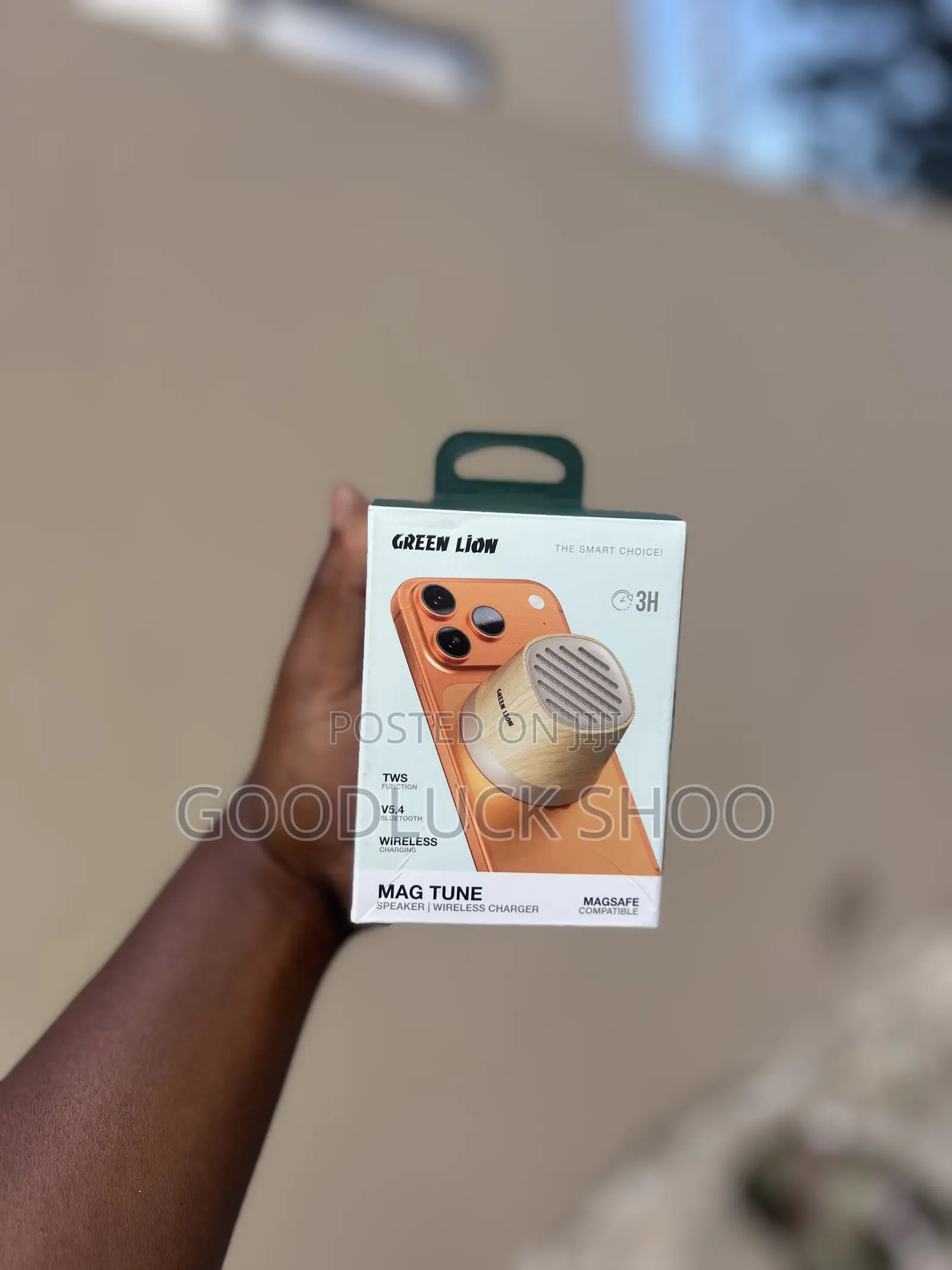 Green Lion MAG TUNE Mini Speaker Wireless Charger