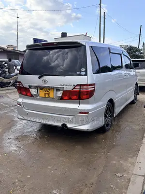 Toyota Alphard 2005 Silver