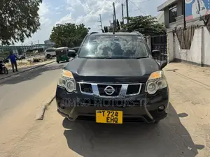 Nissan X-Trail 2012 Black