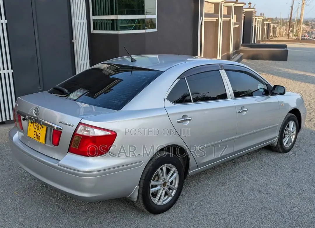 Toyota Premio 2005 Silver