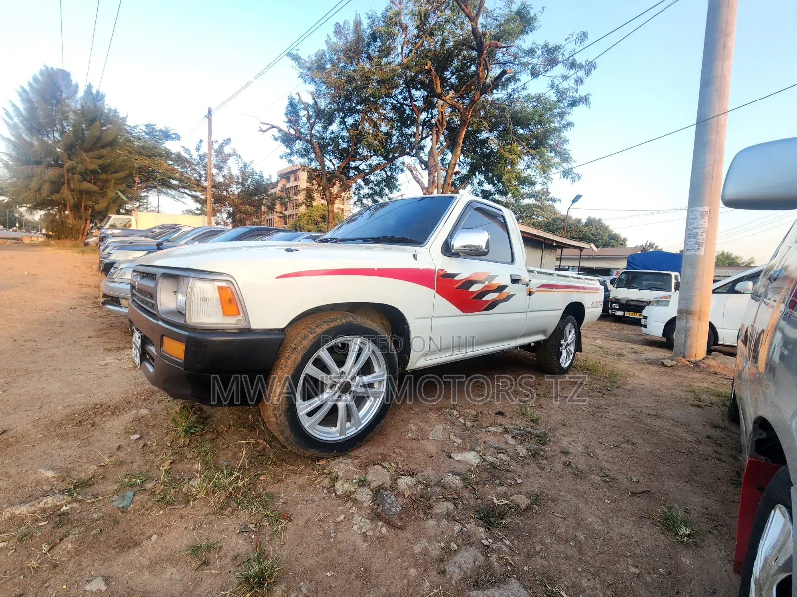 Toyota Hilux 2.5 Cab 2005 White