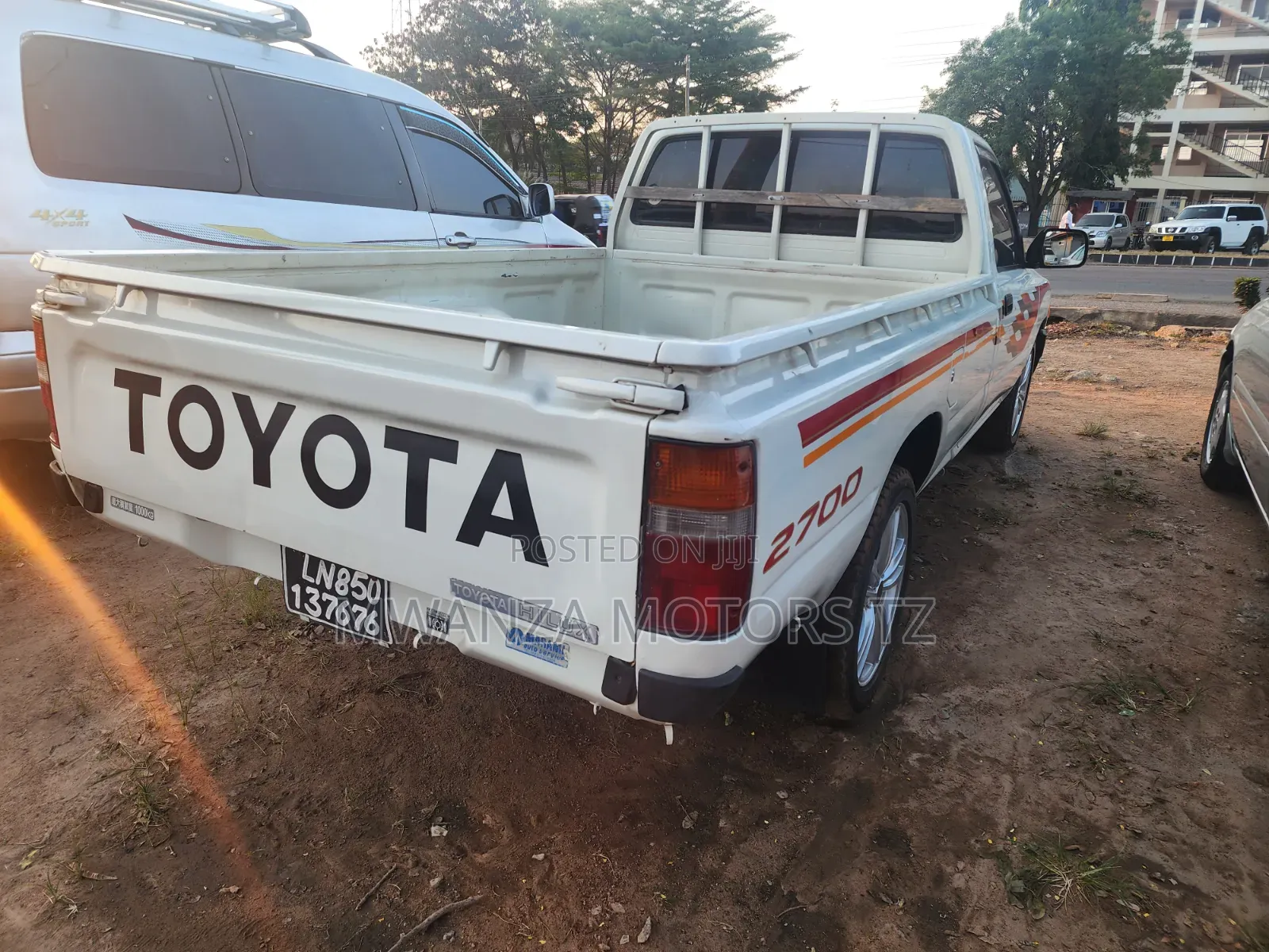 Toyota Hilux 2.5 Cab 2005 White