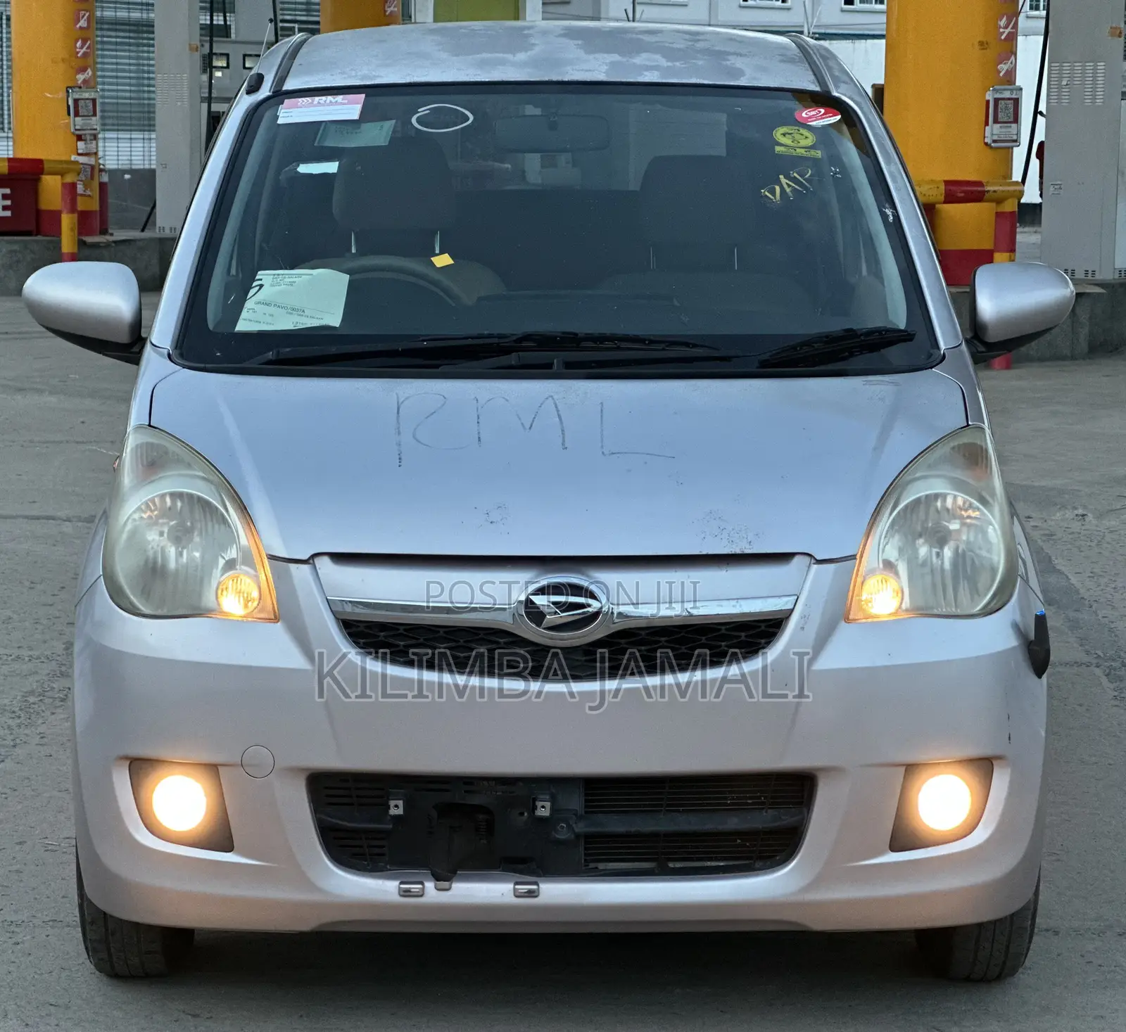 Daihatsu Mira 2010 Gold