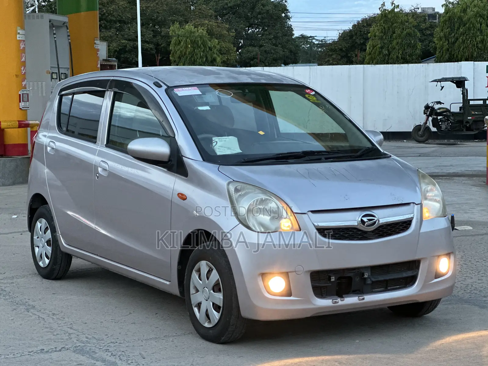 Daihatsu Mira 2010 Gold