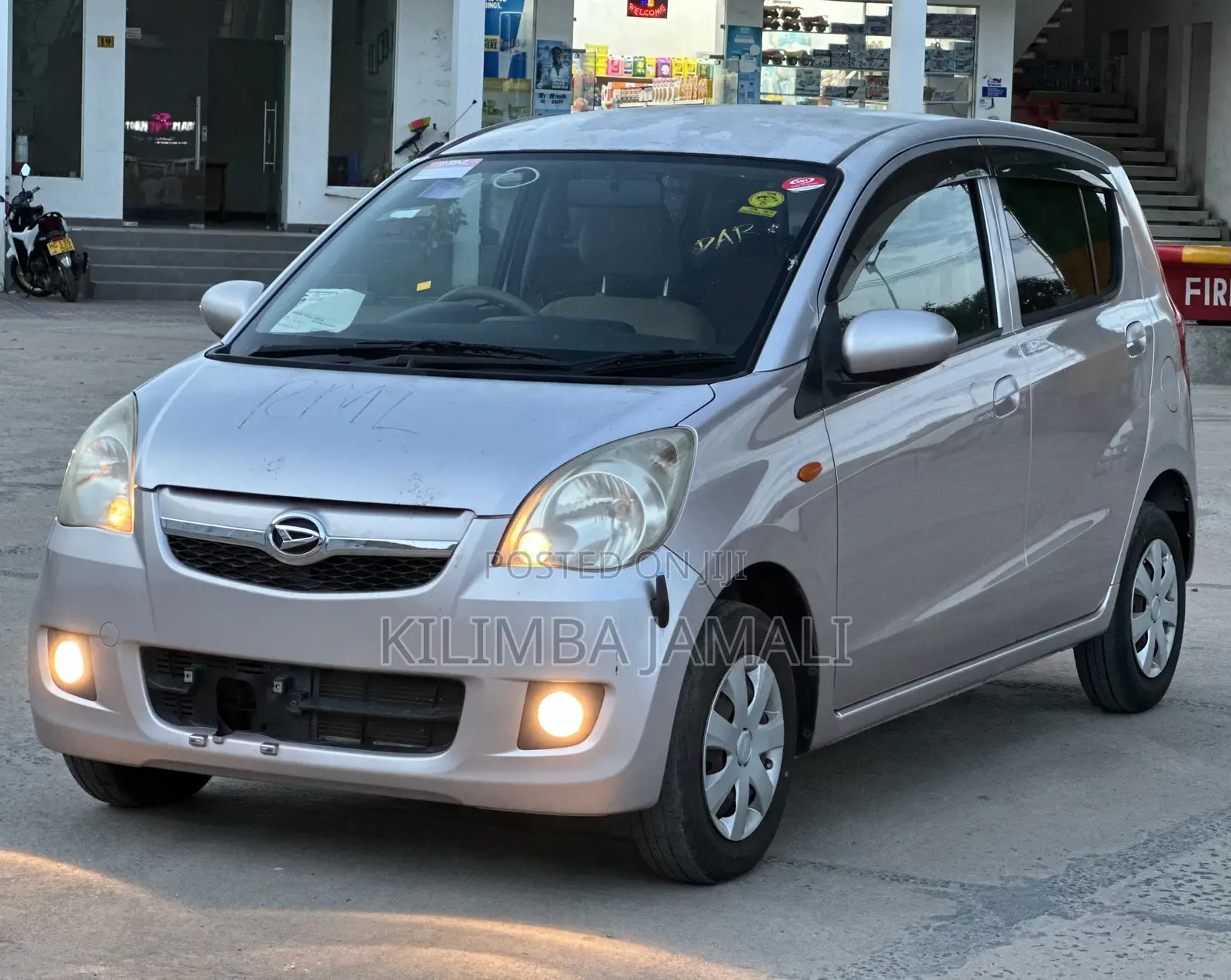 Daihatsu Mira 2010 Gold