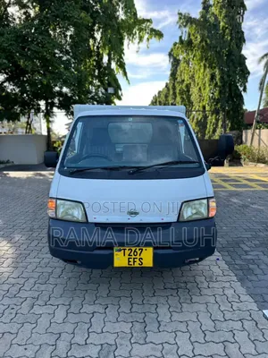 Nissan Vanette