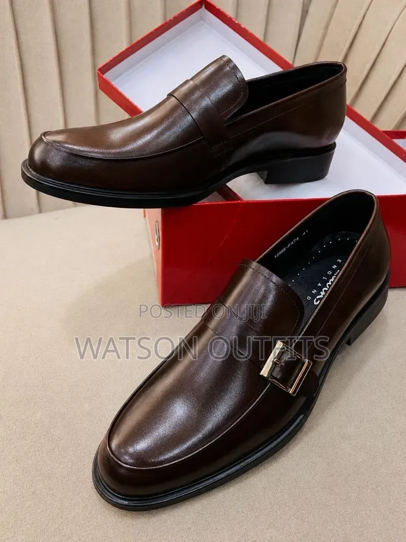 2 Colours Clarks Brand Men's Leather Footwears or Shoes Nice Design