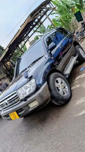Toyota Land Cruiser 2002 Blue