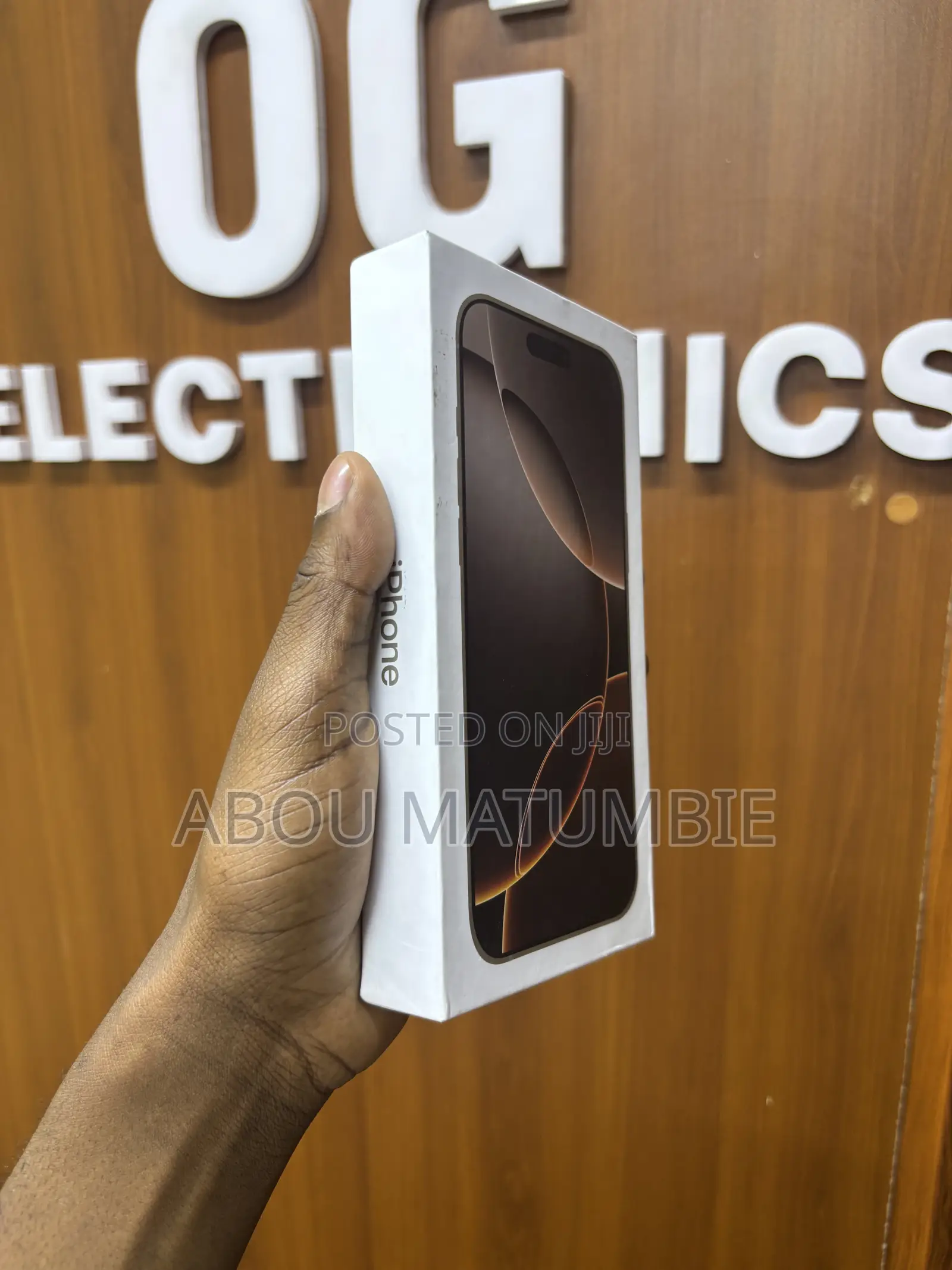 New Apple iPhone 16 Pro Max 256 GB