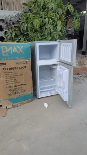Refrigerator L90 Color Silver