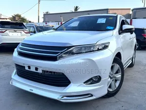 Toyota Harrier 2016  White 