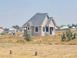 Viwanja Vya 25x20) Vizuri Vya Makazi Vinauzwa Kisesa - Kona Ya Kayenze