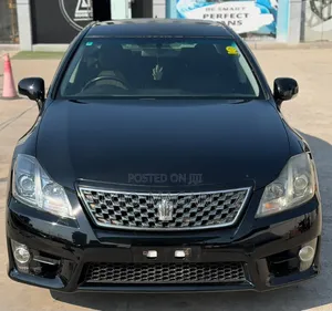 Toyota Crown 2010 Black