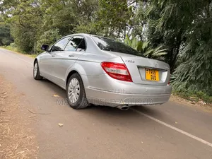 Mercedes-Benz C200 2009 Silver