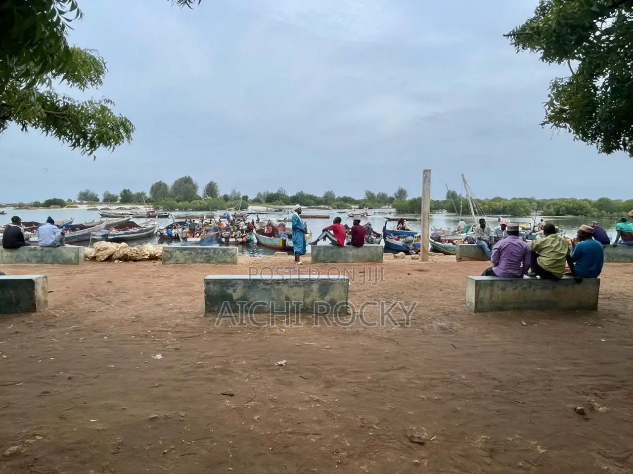 Kiwanja Beach 489sqm Kunduchi - Hati + Valuation, 680M