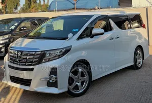 Toyota Alphard 2017 White