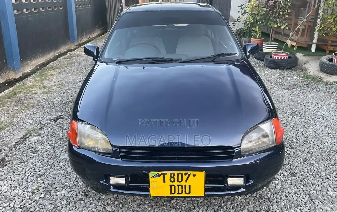 Toyota Starlet 2000 Blue