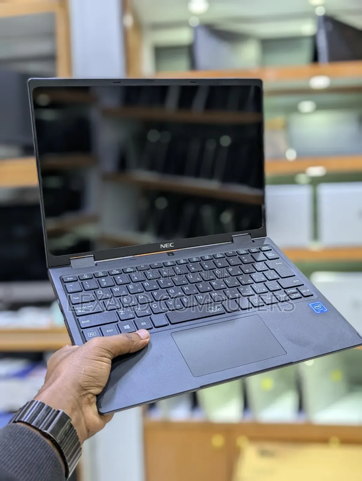 Laptop NEC 4GB Intel SSD 60GB