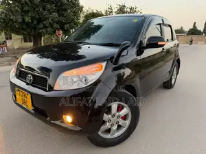 Toyota Rush 1.5 AWD 2006 Black