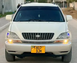 Toyota Harrier 2007 Gold