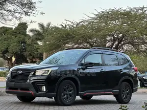 Subaru Forester Premium AWD 2019 Black