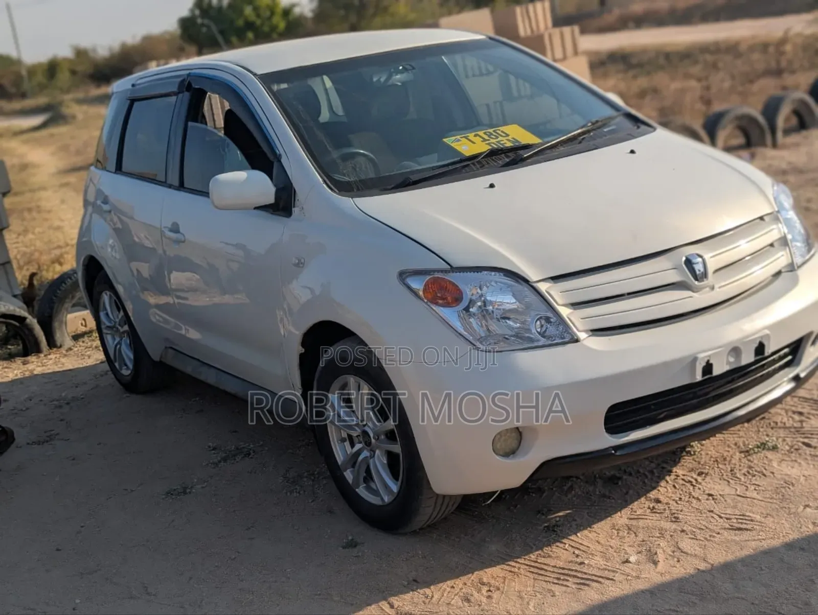 Toyota IST 2005 White