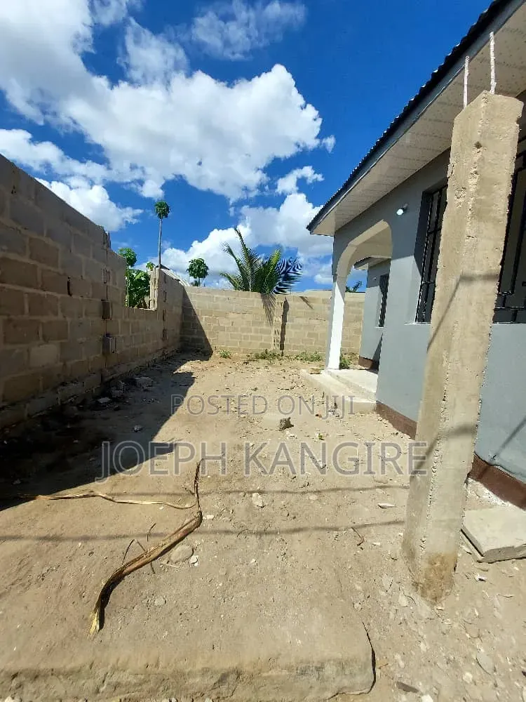 3bdrm House in Saku Ilulu, Mbagala for sale