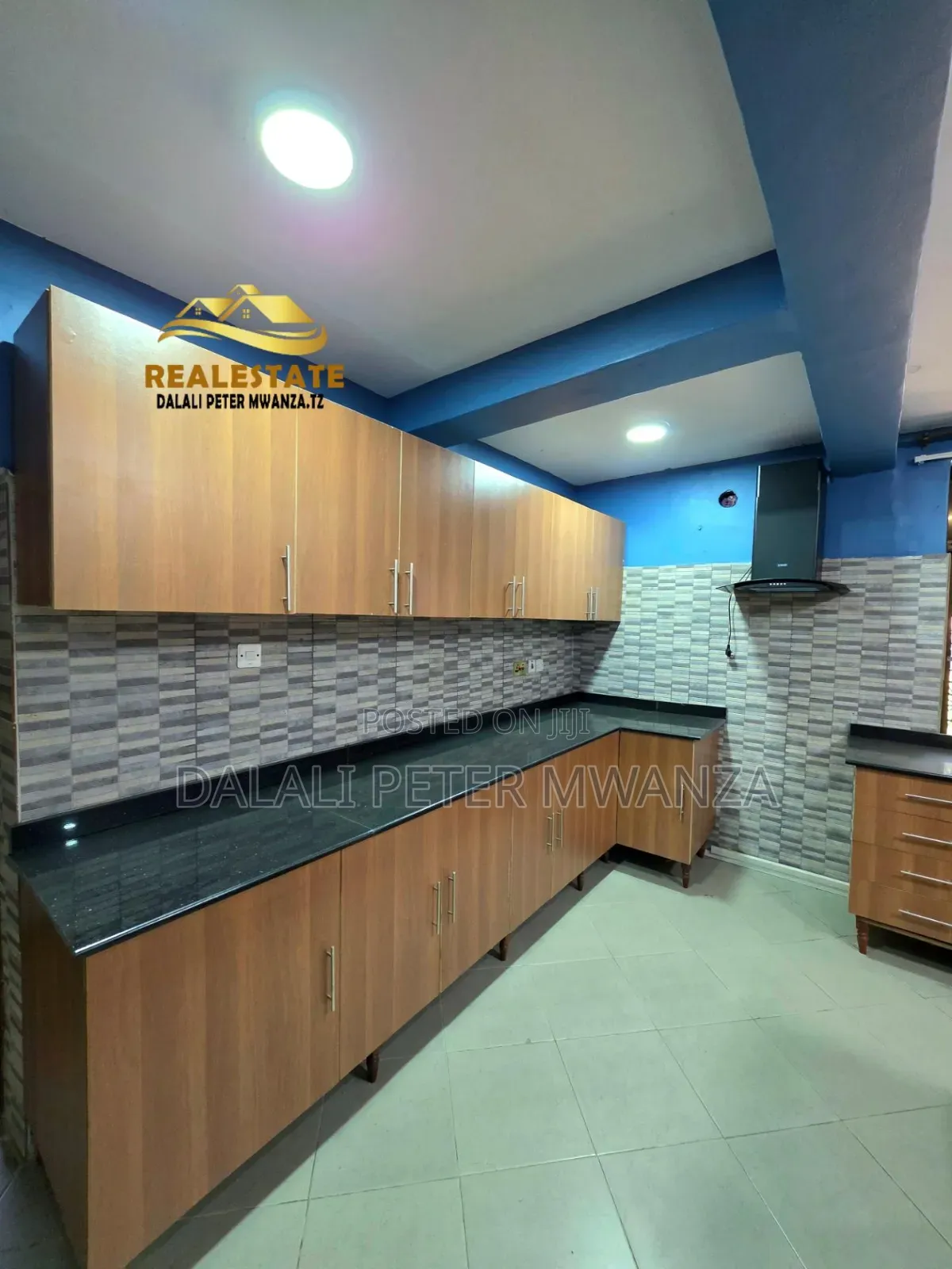 5bdrm Apartment in Rock City, Ilemela Ward for rent