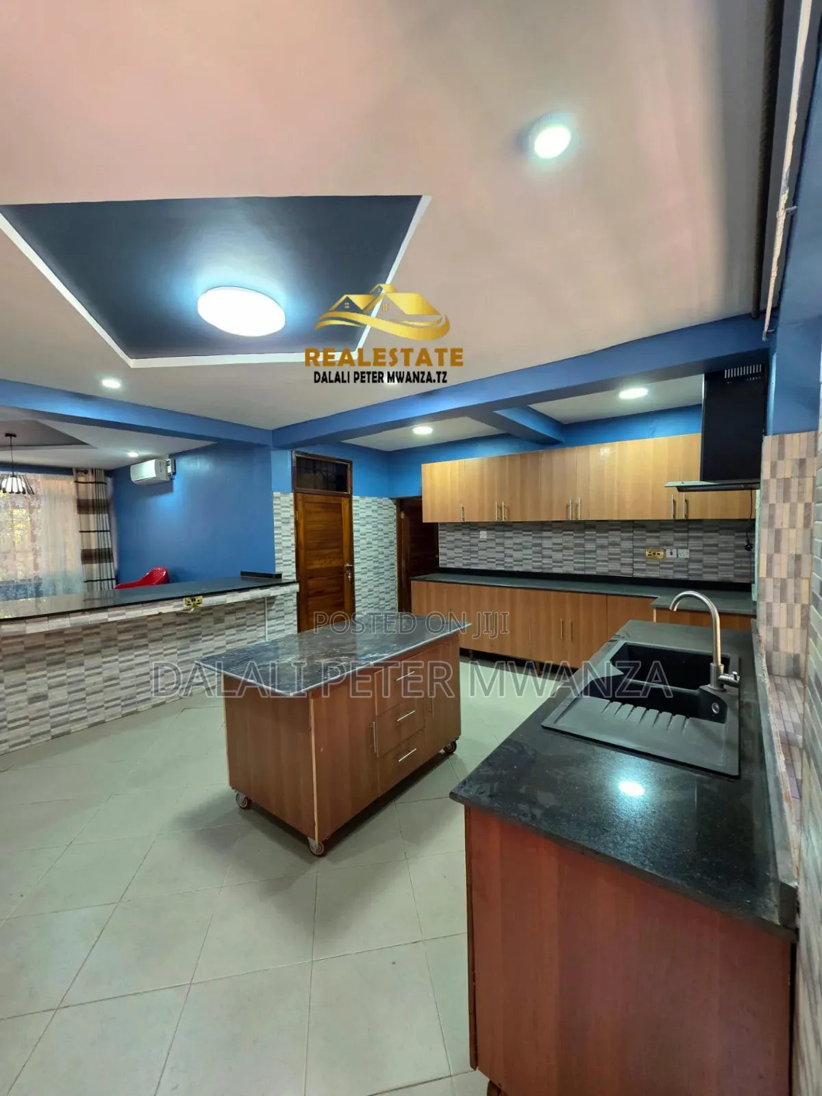 5bdrm Apartment in Rock City, Ilemela Ward for rent