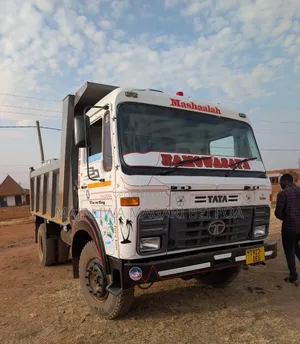 Tata Tipa Inauzwa