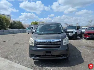 Toyota Noah 2007 Gray